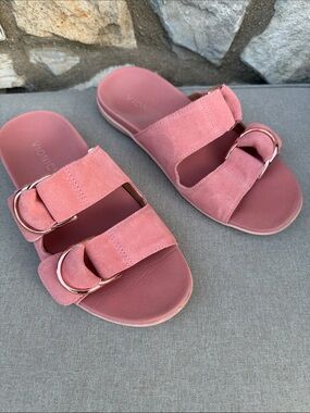 Vionic "Corelee" Pink Suede Slide Sandals size 6.5 wide